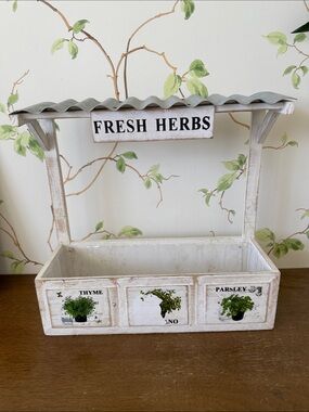 Farm Stand Fresh Herbs Wooden Planter Box - Metal Roof